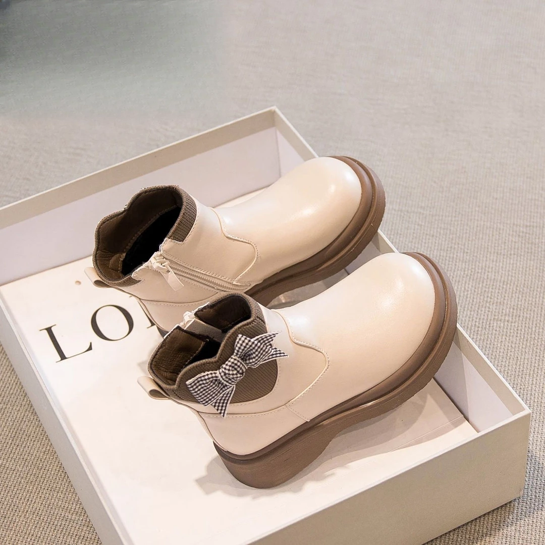 女童鞋短靴秋季新款儿童马丁靴洋气靴子加绒女宝宝秋冬