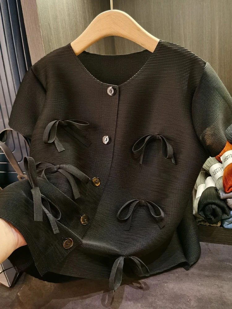 三宅褶皱抖抖上衣