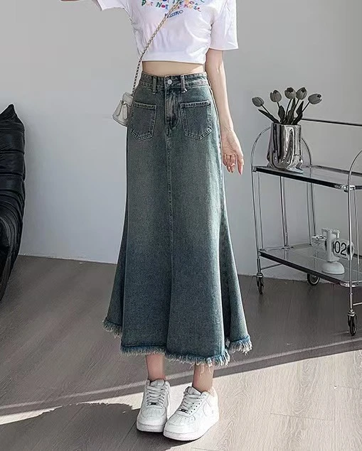 复古毛边牛仔半身裙女2024新款春秋款高腰显瘦a字包臂鱼尾中长裙