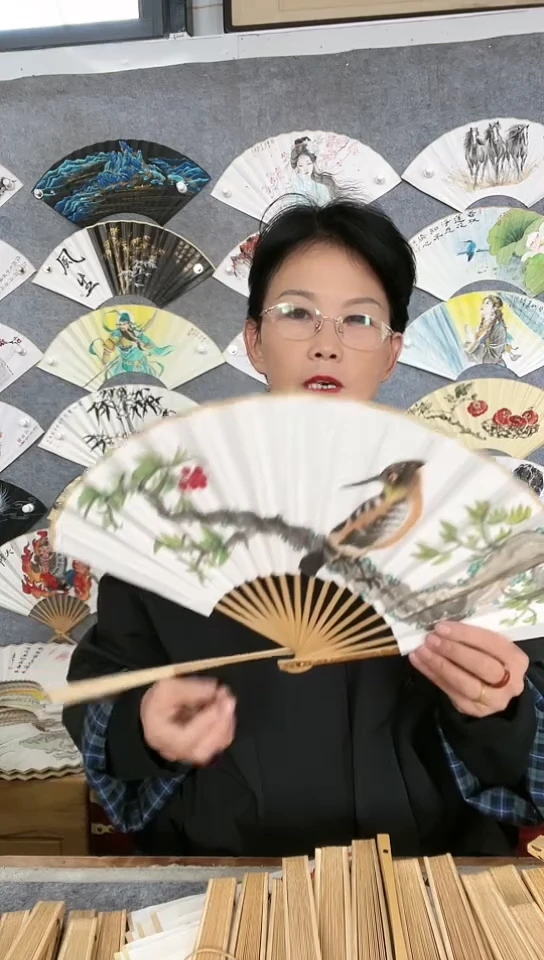 【闪购商品】扇子8寸18方梅妃折扇
