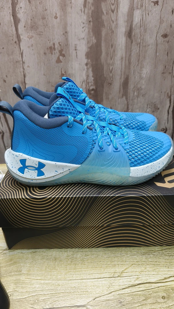 安德玛篮球跑步鞋退货需支付30元质检费