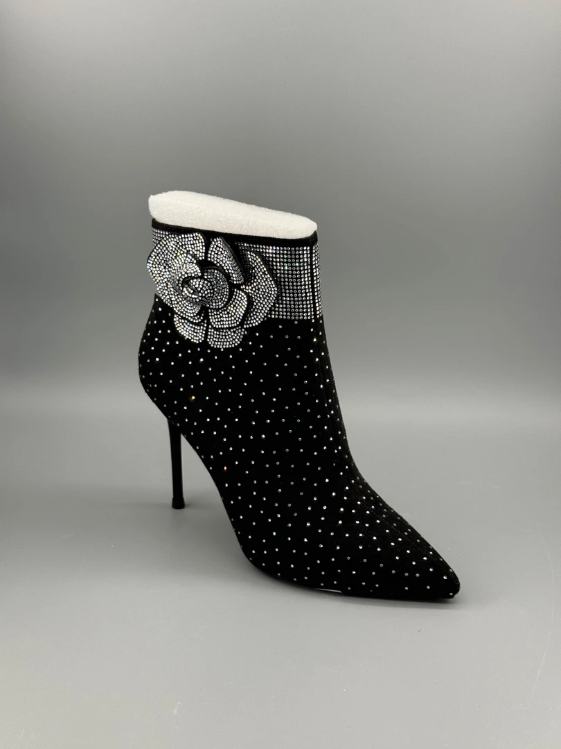 （8.5厘米）910-2满钻花朵尖头细跟短靴