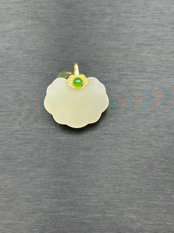 和田玉如意平安锁S925镶嵌