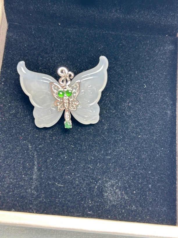 和田玉烟紫S925银镶嵌蝴蝶