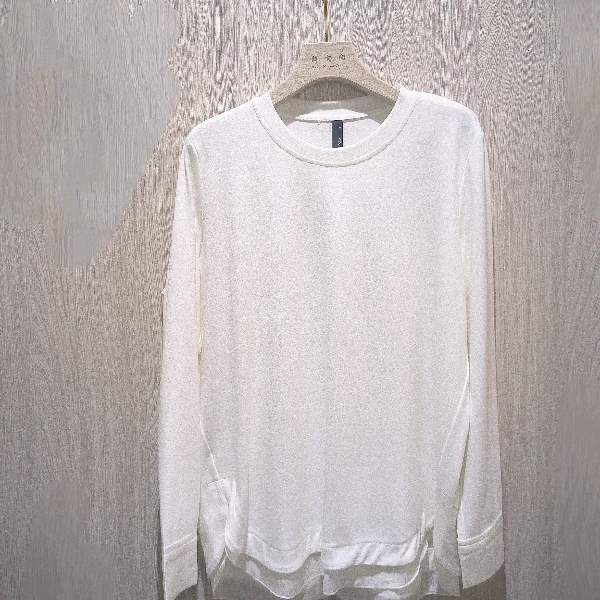 （清版）水淼春装新款8949简约大方款边开叉拼接边净面舒适百搭T恤