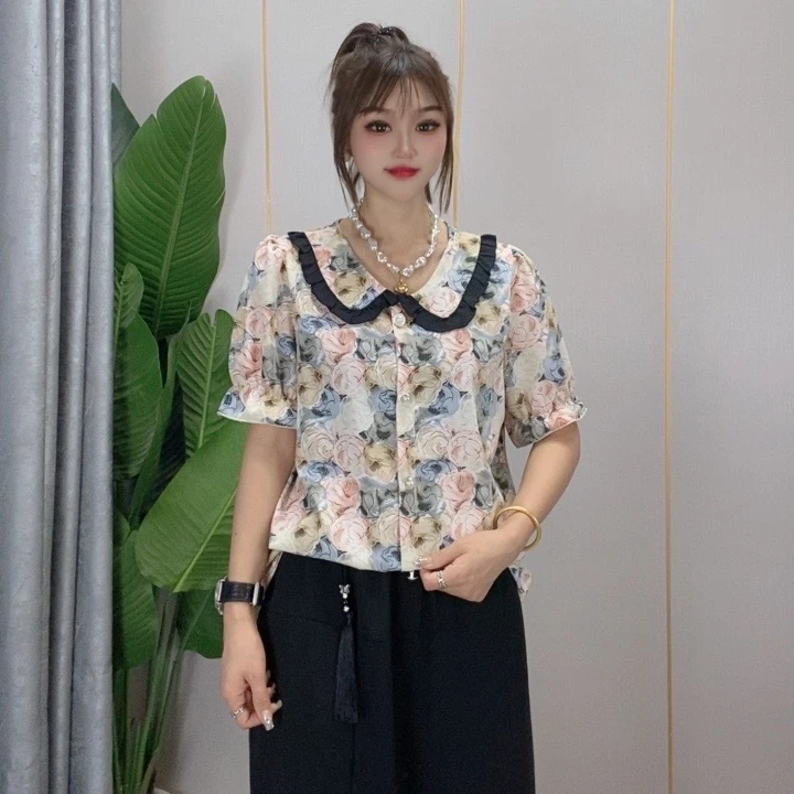 小美家-新款碎花气质洋气百搭休闲夏季减龄宽松娃娃领甜美雪纺衫