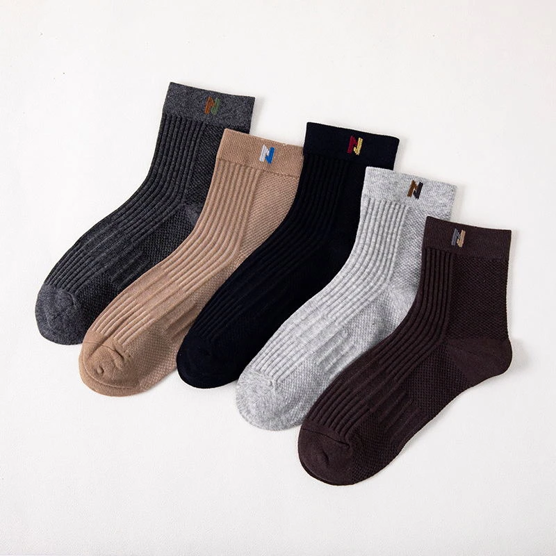 男士秋冬新款运动纯色商务百搭吸汗透气N字母中筒潮袜
