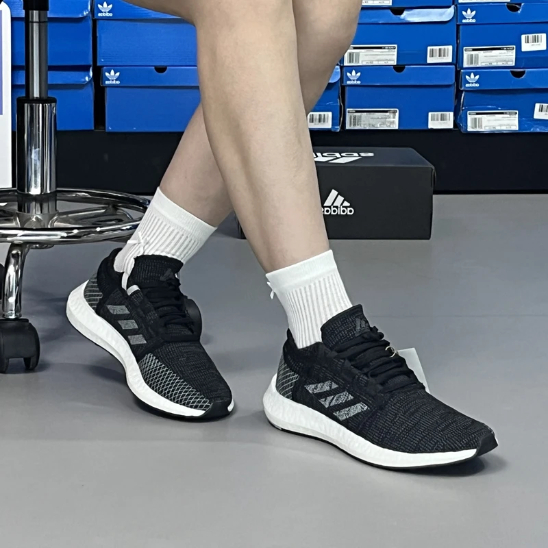 正品Adidas阿迪达斯PURE BOOST女子缓震舒适运动软底跑步鞋B75822