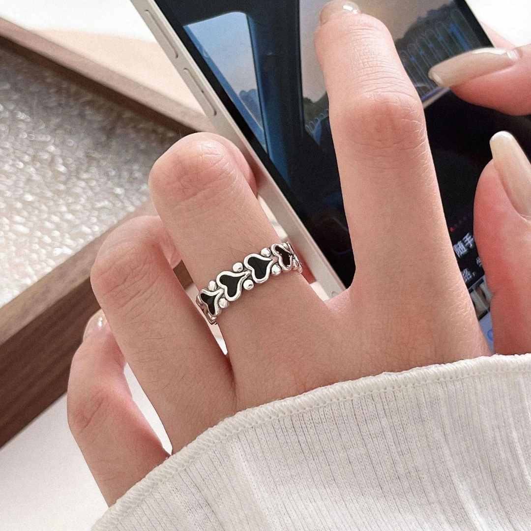 925银珐琅戒指 个性黑色桃心串串戒指