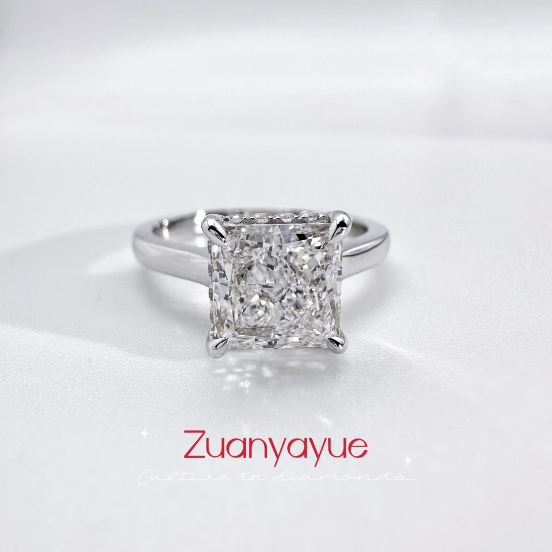 【合成/培育】实验室培育钻石2克拉公主方18K金钻戒人工钻石手饰女