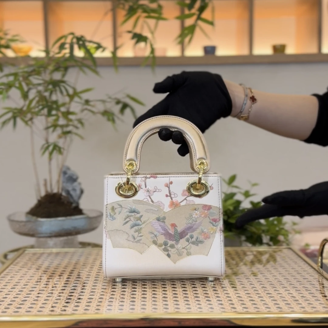 西阵织苏绣手工女包