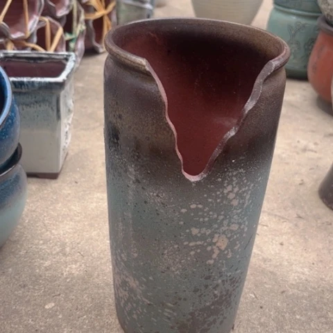 红陶20CM（含）-50CM（不含）缺口孤品一个15*32