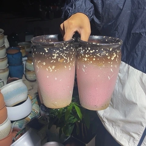 红陶20CM（含）-50CM（不含）瑕疵两个13*21