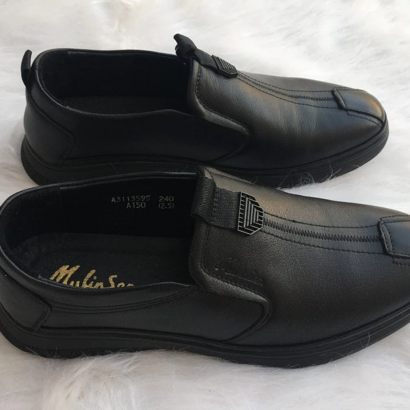 头层小牛皮男鞋商务休闲款百搭