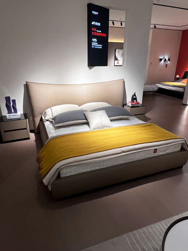 高定香奈儿床头层牛皮定制魔图凯撒罗马磨砂主卧双人大床