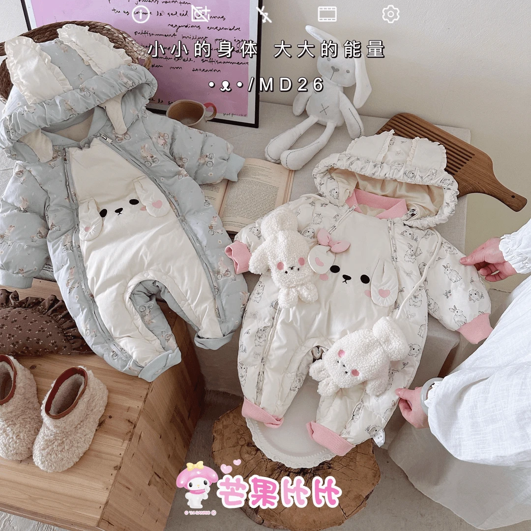 婴儿宝宝连帽保暖白鸭绒双拉满印可爱小兔清新款式羽绒服哈衣2426
