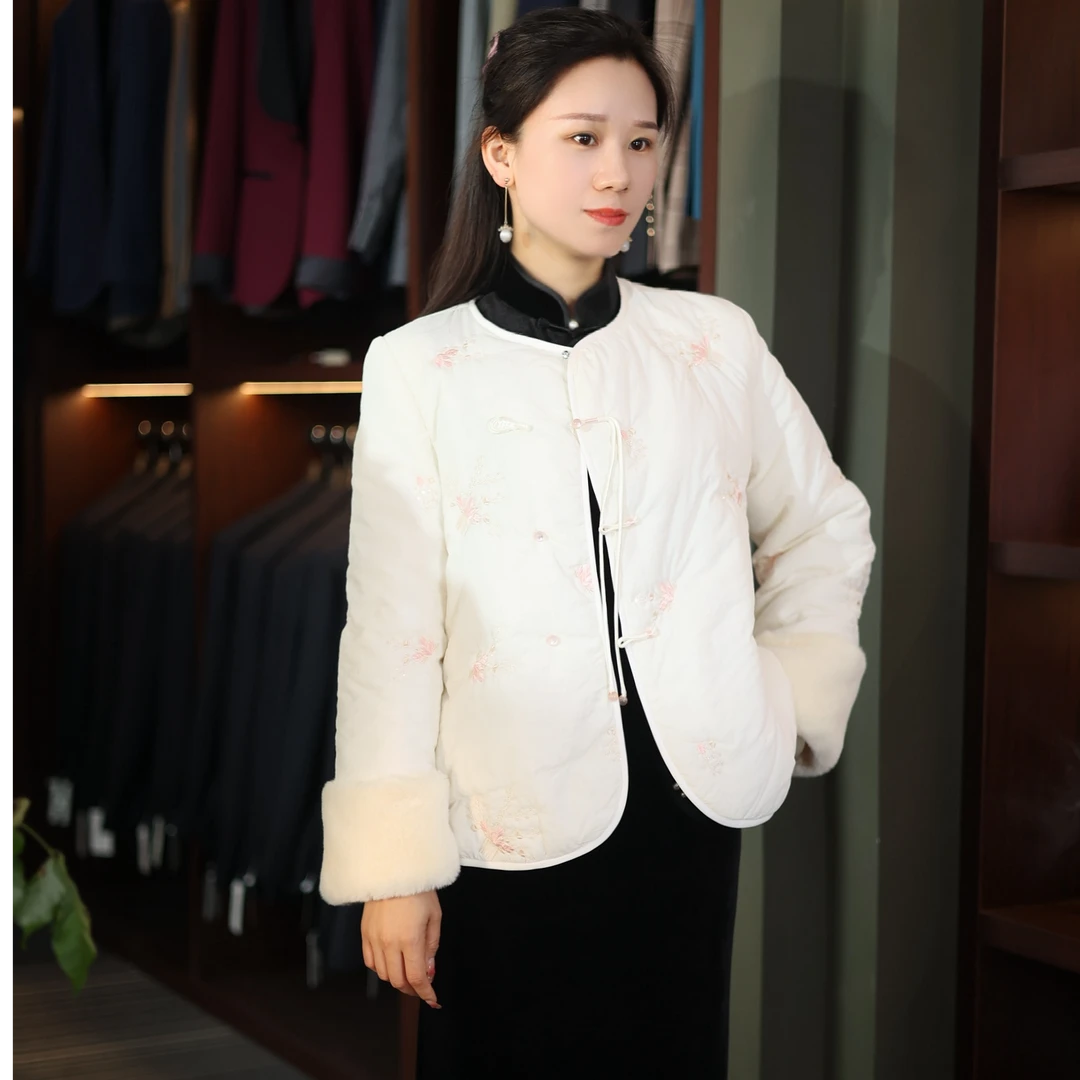 2024新款国风盘扣短款刺绣中式棉服外套