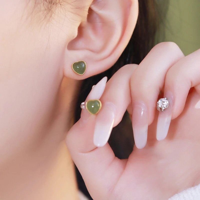 心形国风耳钉小巧冷清风新中式国潮耳坠女气质爱心耳环精致夏出门