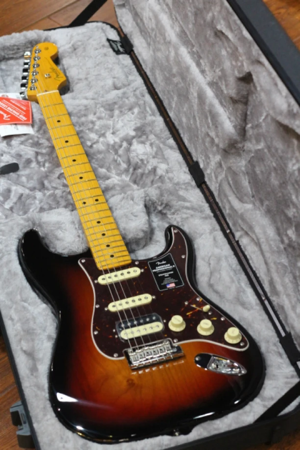 Fender 美专二代 单单双 枫木指板 日落色 电吉他