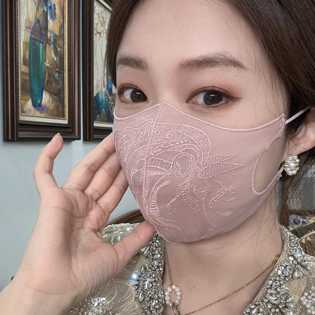 欧根纱刺绣面罩高端蕾丝(两个装)口罩遮脸高颜值重工刺绣口罩