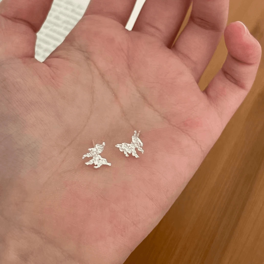 合金耳饰 熔岩蝴蝶耳钉女不规则学生耳环小众设计高级感养耳洞女