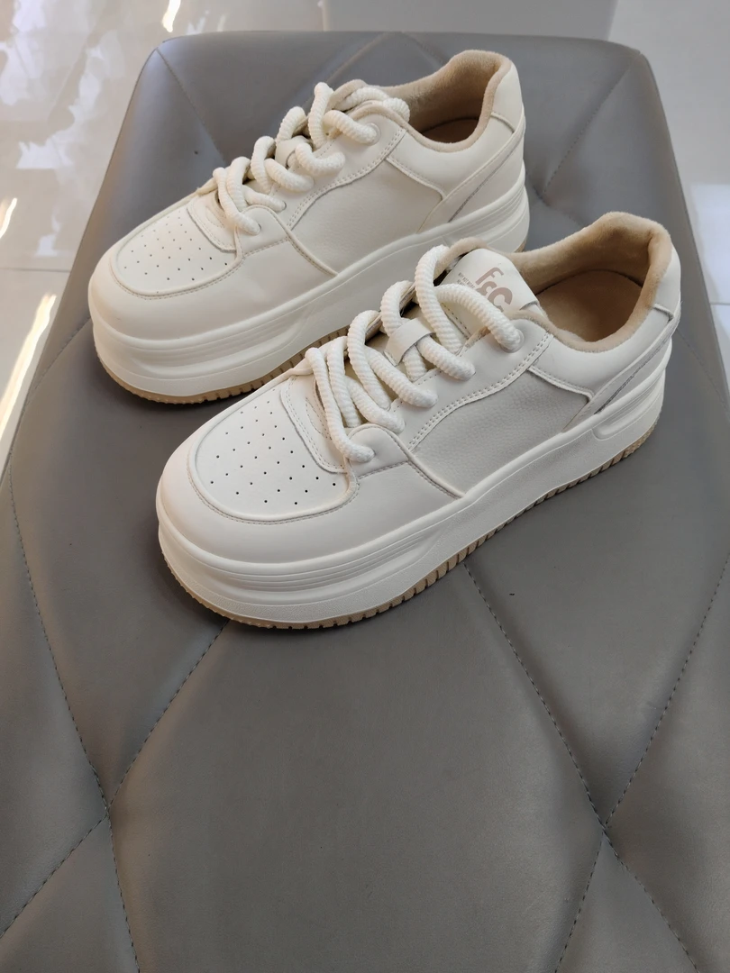弘鑫潮鞋  厚底加绒小白鞋（断码鞋）
