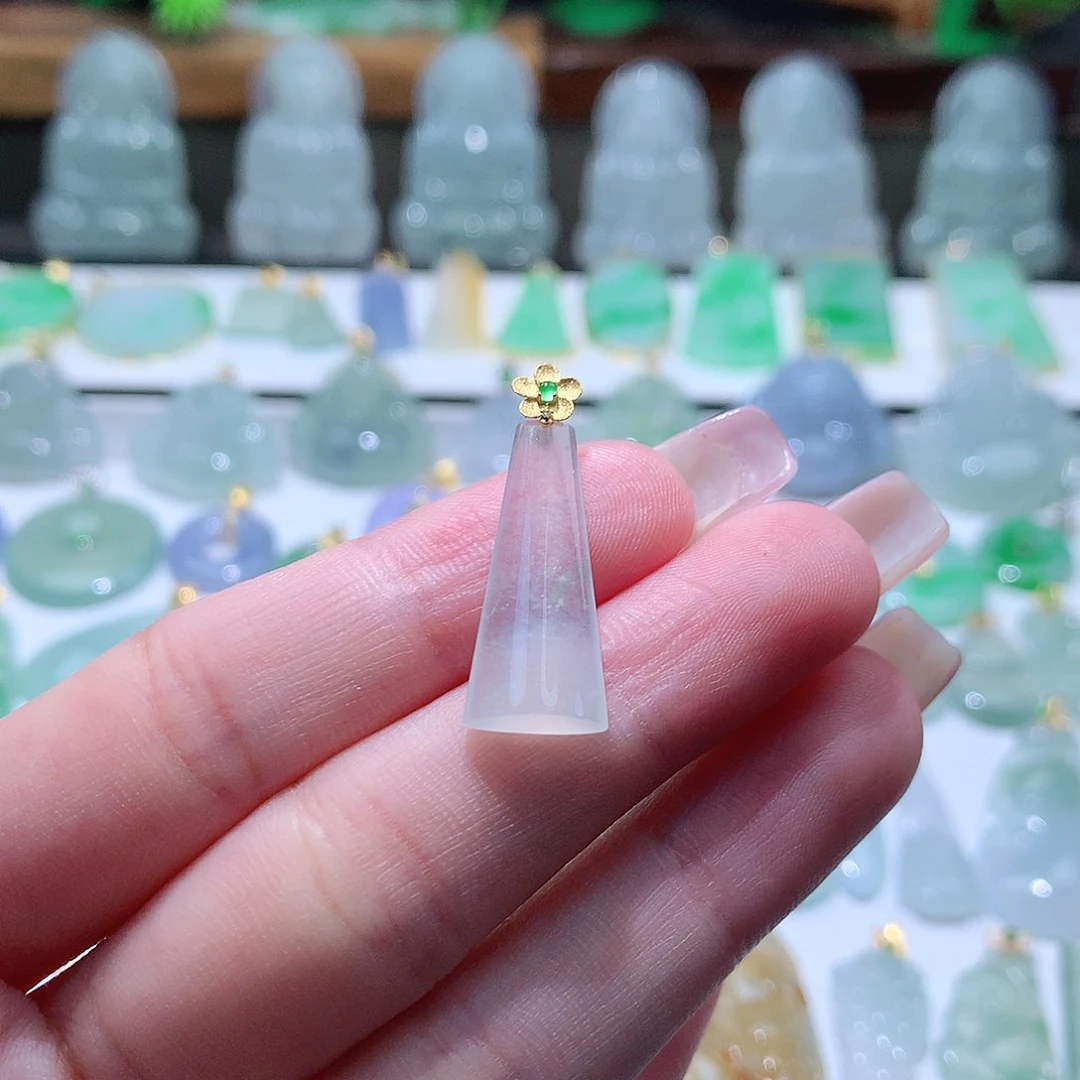 【闪购商品】翡翠颈饰未镶嵌翡翠挂件吊坠