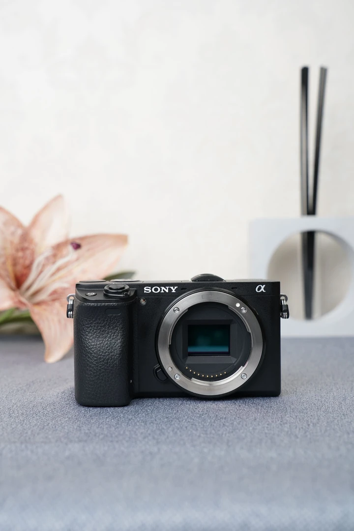 95新 Sony/索尼 索尼A6300微单相机高清照相机旅游学生入门级便携