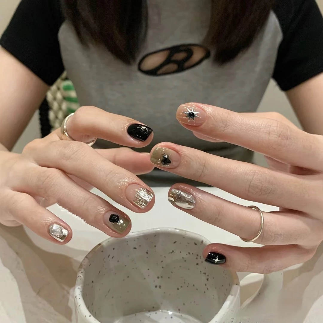 「秘境」有春春夏显白百搭黑色系美甲纯手工穿戴甲