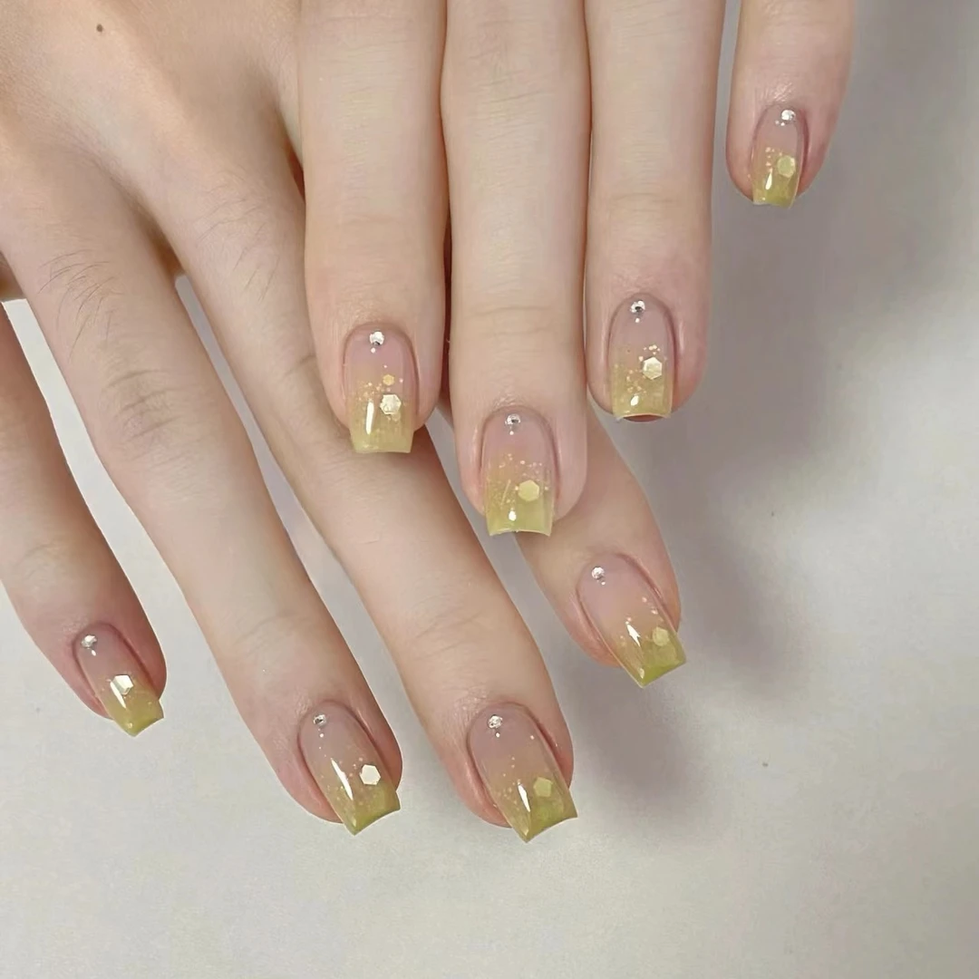 「绿野仙踪」有春超显白绿色系渐变美甲豆豆纯手工穿戴甲