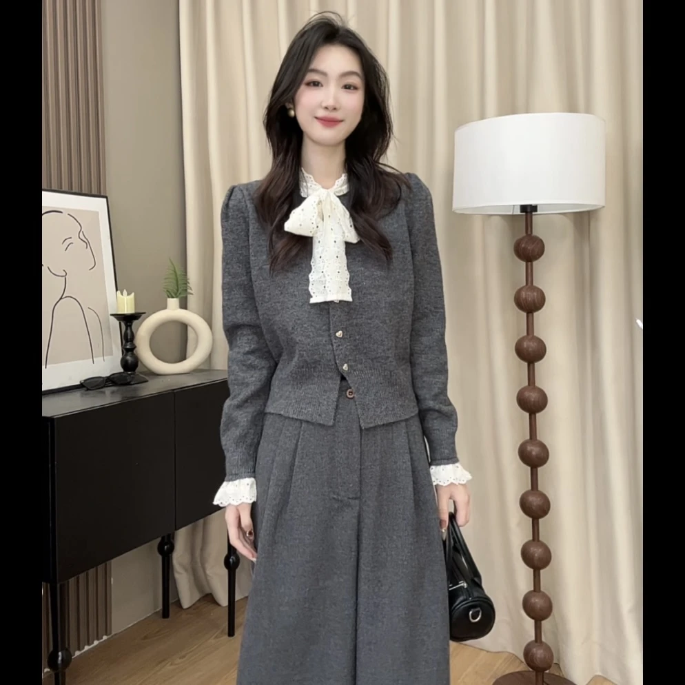 【安妮心事】显瘦气质长袖时尚百搭秋季网红洋气设计感针织衫