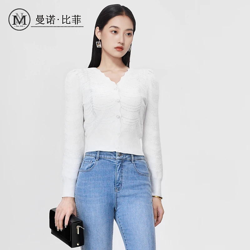 曼诺比菲商场同款春季法式v领长袖针织开衫上衣女MFBM114339