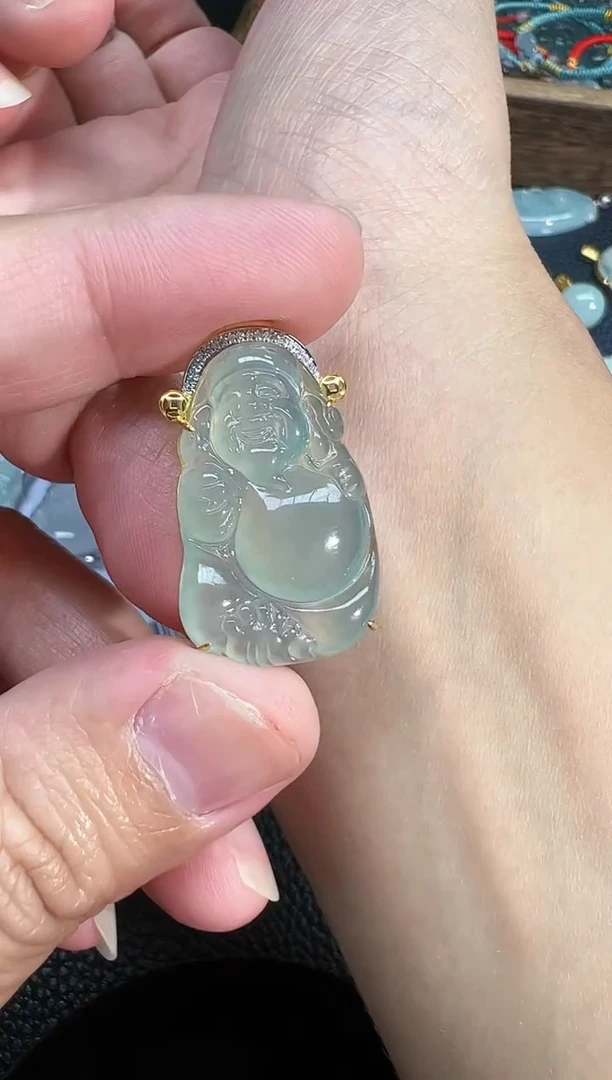 【闪购商品】翡翠吊坠(不含链)18K金镶嵌财神吊坠