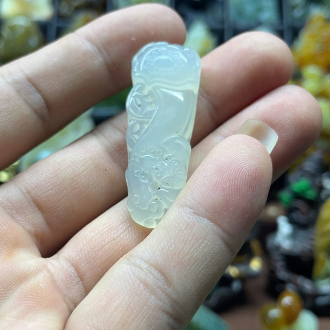 【闪购商品】蛇纹石玉颈饰未镶嵌