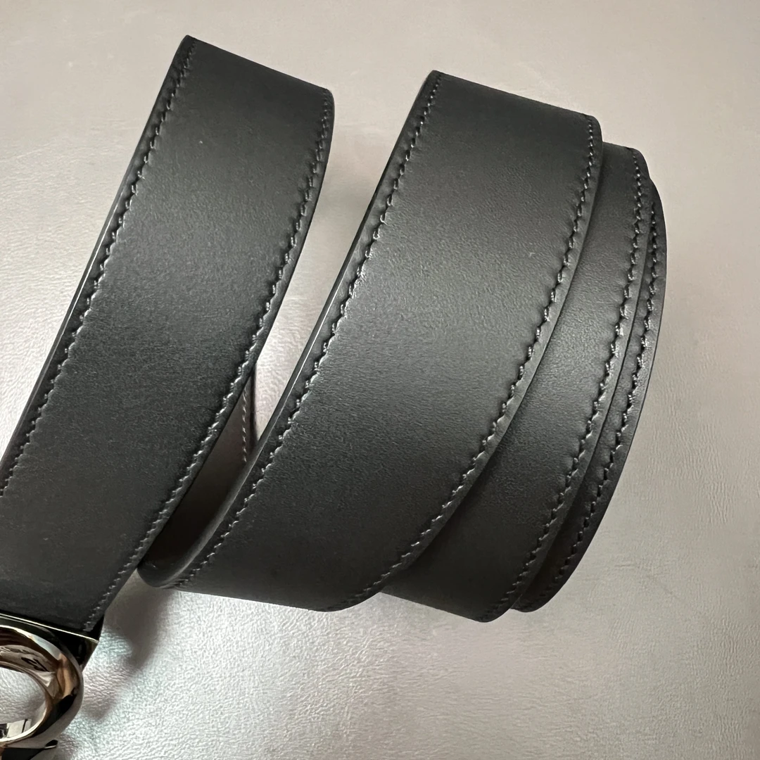 平皮黑咖两面穿戴牛皮腰带