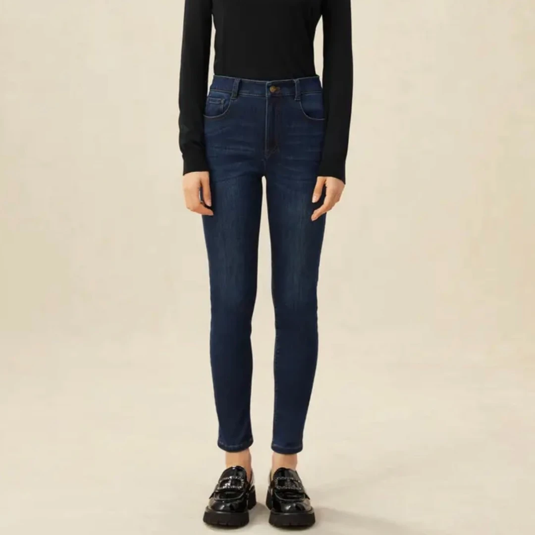 【专柜同款】哥弟显瘦斜纹磨毛牛仔裤加绒小脚裤女1100414