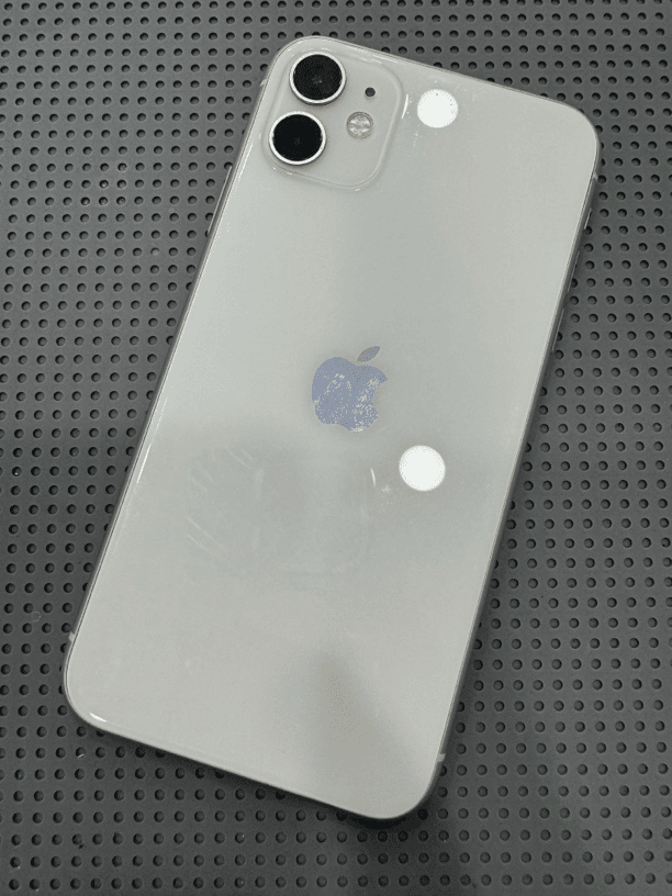 9新 Apple/苹果 苹果11 128内存换过原装屏幕 跟电池 其他原装