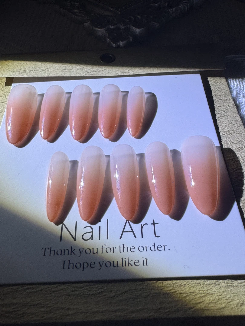 【纯白甜心】渐变甜妹气质长款穿戴甲假指甲显白穿戴式网红款