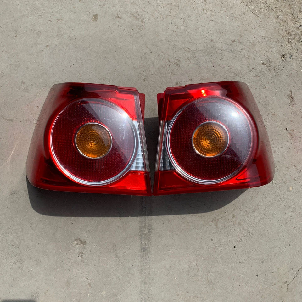 8新  适配大众4000志俊后尾灯总成刹车灯防追尾灯原车原厂二手