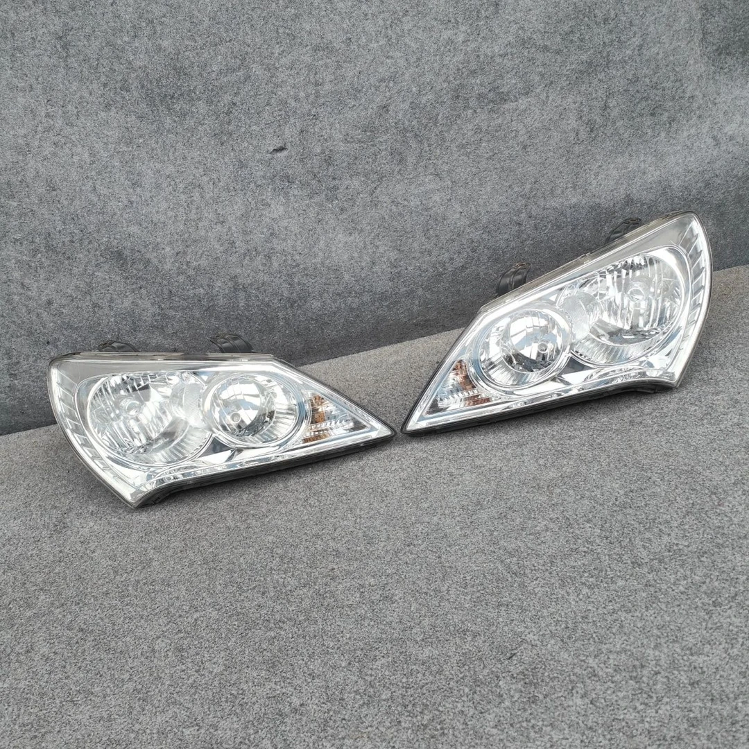 适用于08-10款现代悦动前大灯前照明灯前车灯