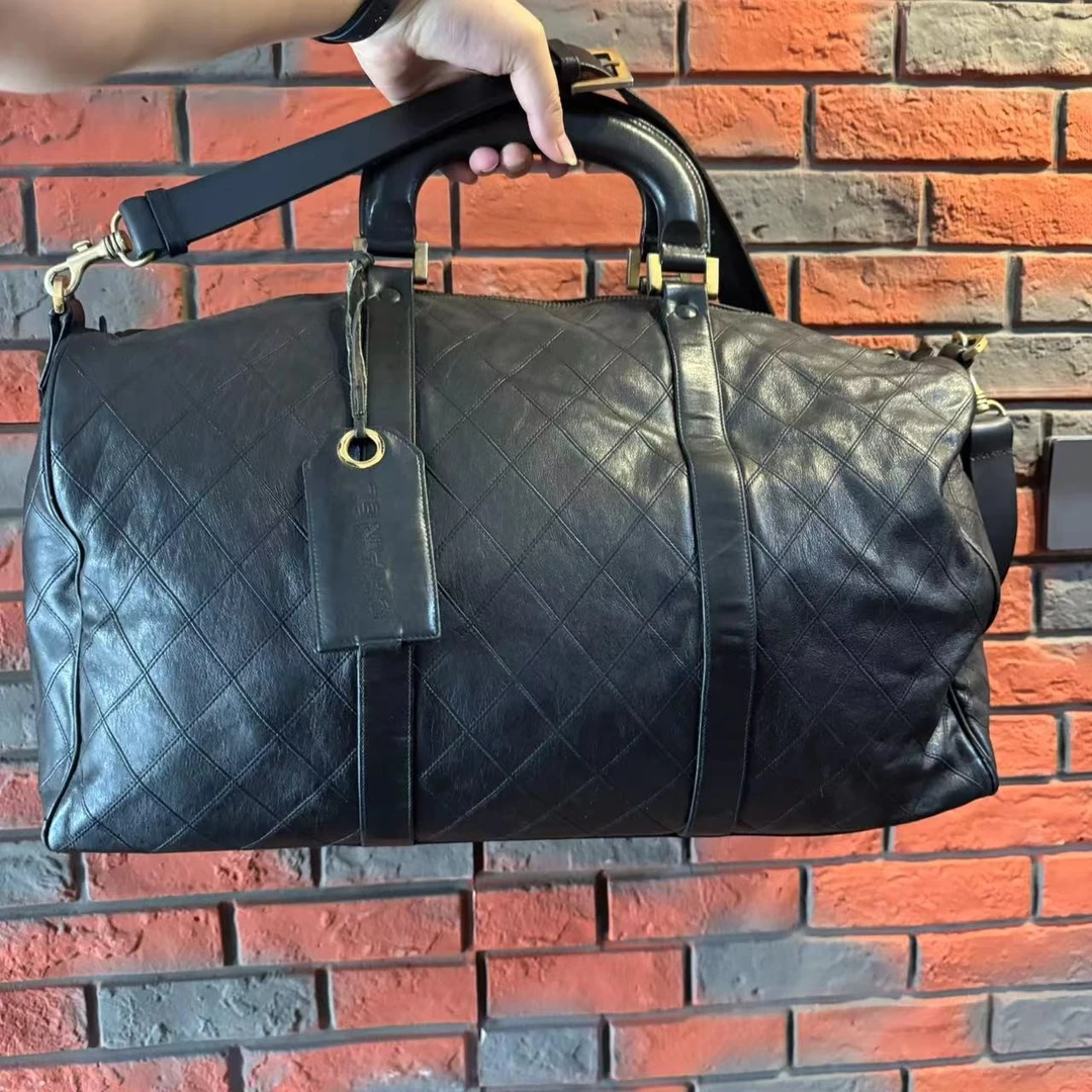 95新 Chanel/香奈儿 经典黑金菱格纹 全皮手斜挎健身男包 旅行包