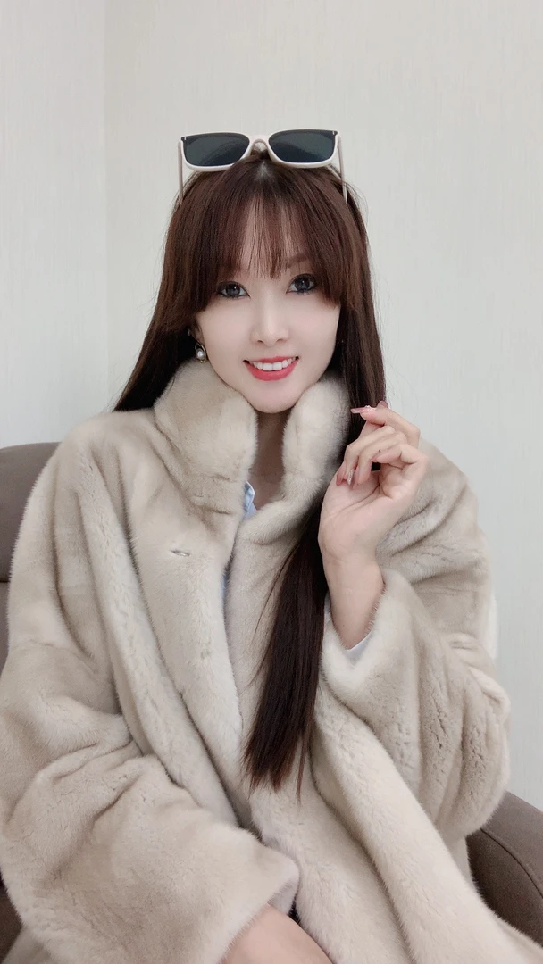 雷公馆 进口紫金短二水貂皮草女貂皮大衣女整貂中长款外套865领