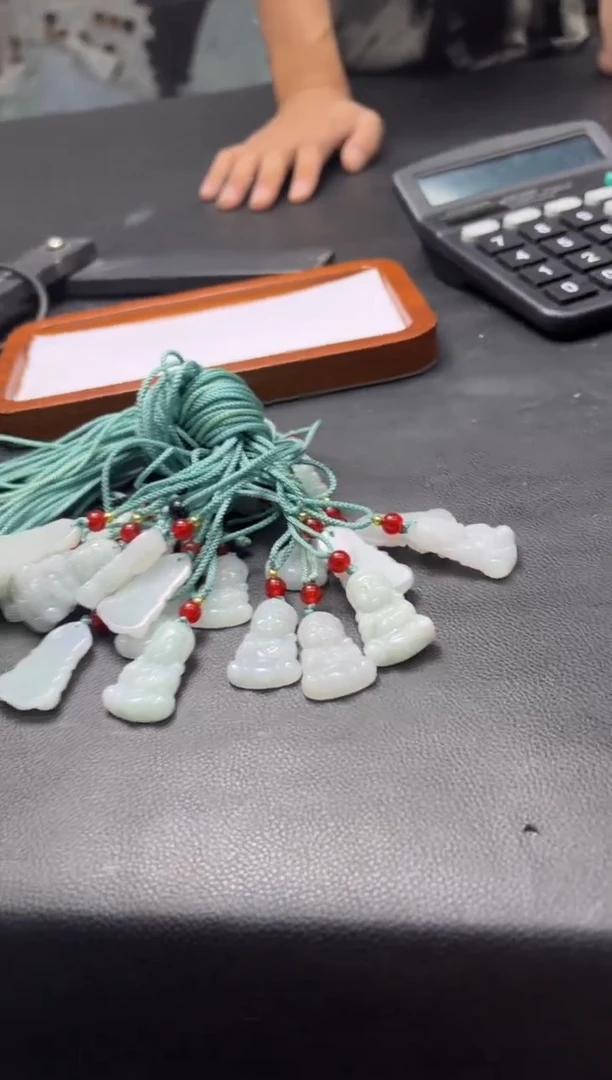 【闪购商品】翡翠宝宝佛未镶嵌（多样性/发一件）