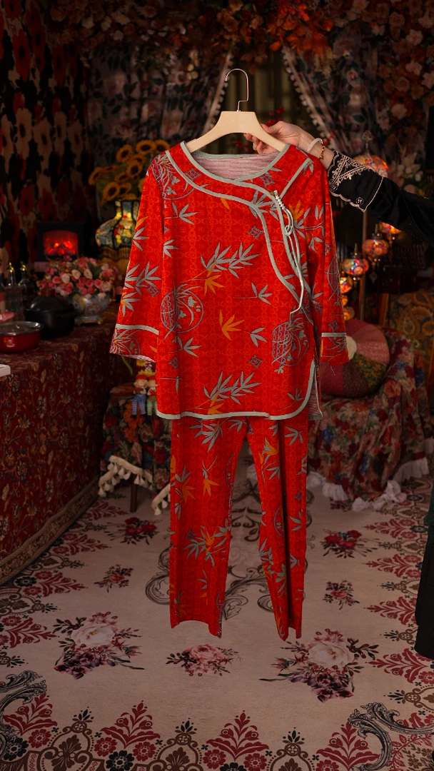 德绒冬款轻奢高级感睡衣奢华洋气包边压花工艺家居服睡衣女套装