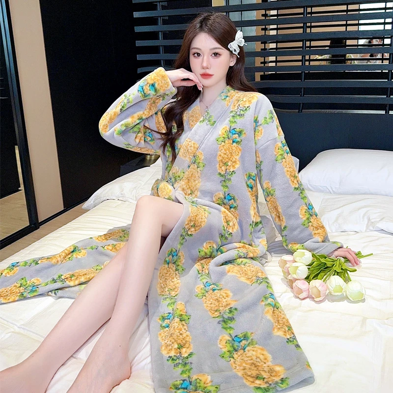 秋冬季睡衣女2024年法兰绒加绒加厚浴袍睡袍珊瑚绒和服家居服