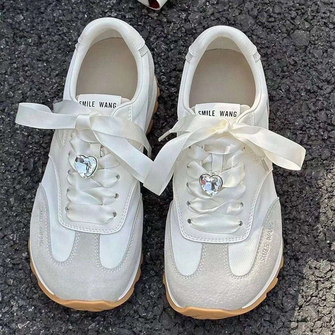 华夫阿甘鞋女2024年春季新款真皮丑萌百搭软底舒适休闲运动德训鞋