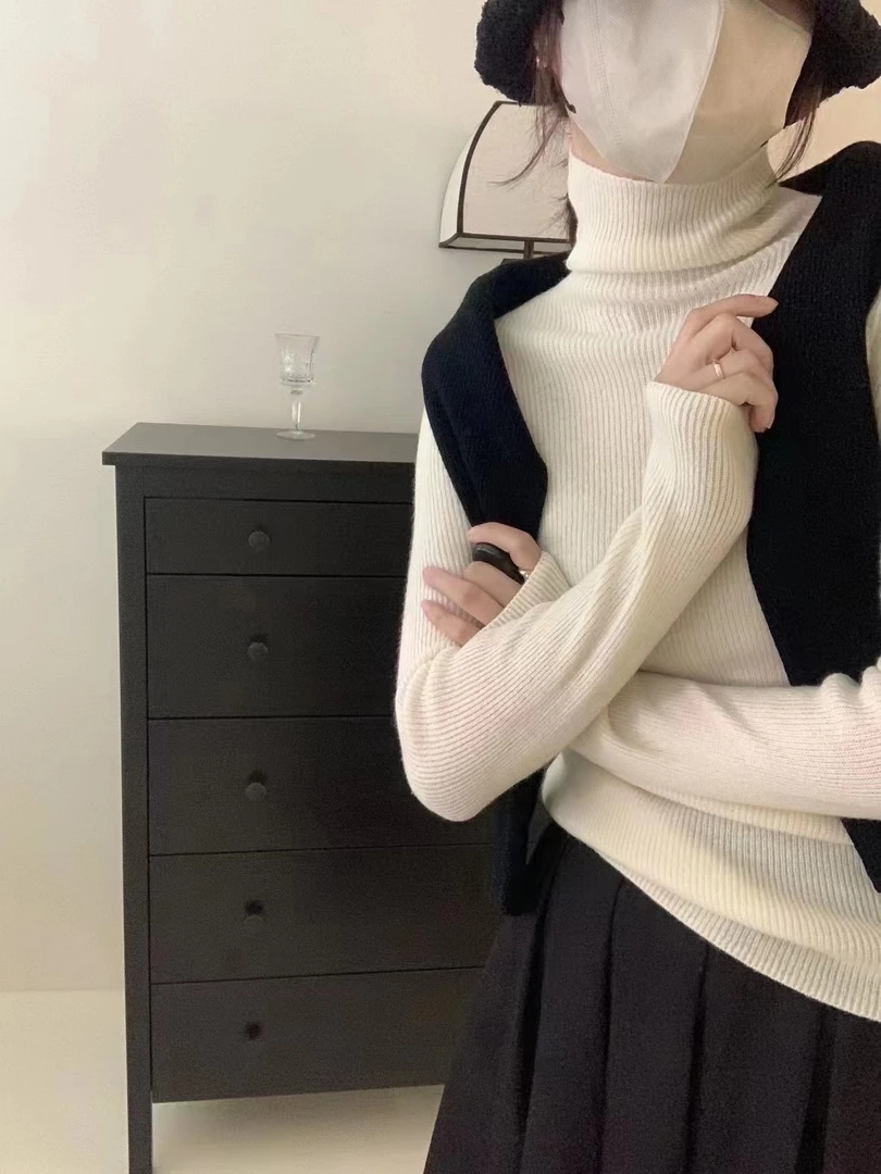 百搭修身羊绒打底衫