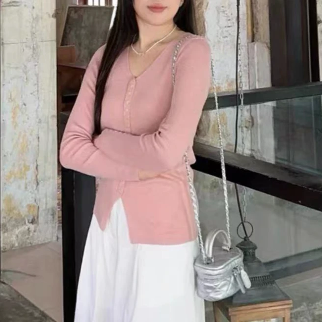 简约百搭针织衫女2024秋季新款单排扣长袖上衣