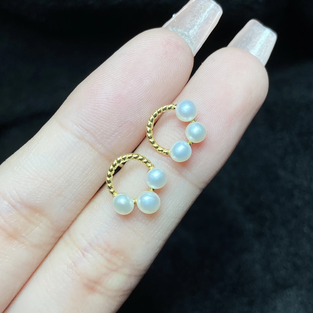 【小北珠宝】s925银镶嵌淡水珍珠耳钉28-1H74X147【尺寸约3mm】