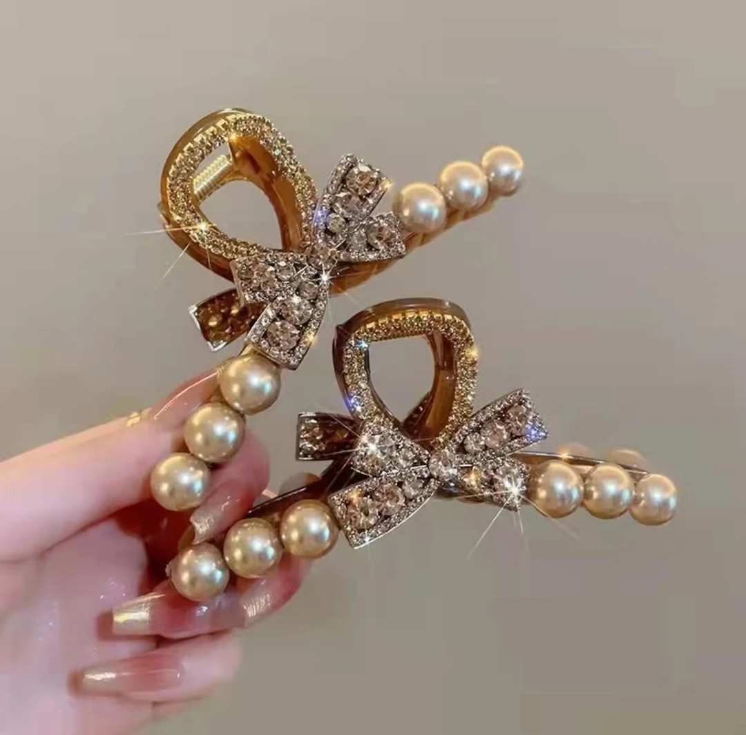 2024秋冬新款气质网红轻奢时尚法式简约ins优雅Z259素款大抓夹